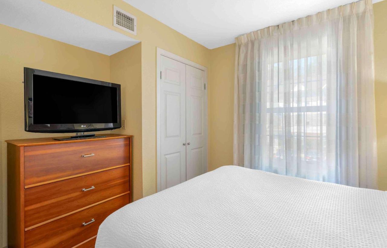 Extended Stay America Suites - Newport News - Yorktown Bagian luar foto