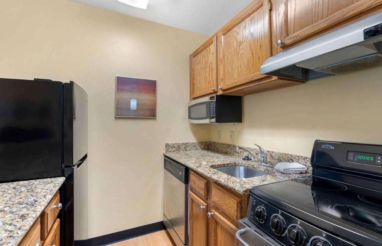 Extended Stay America Suites - Newport News - Yorktown Bagian luar foto