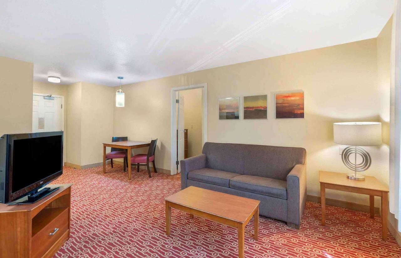 Extended Stay America Suites - Newport News - Yorktown Bagian luar foto