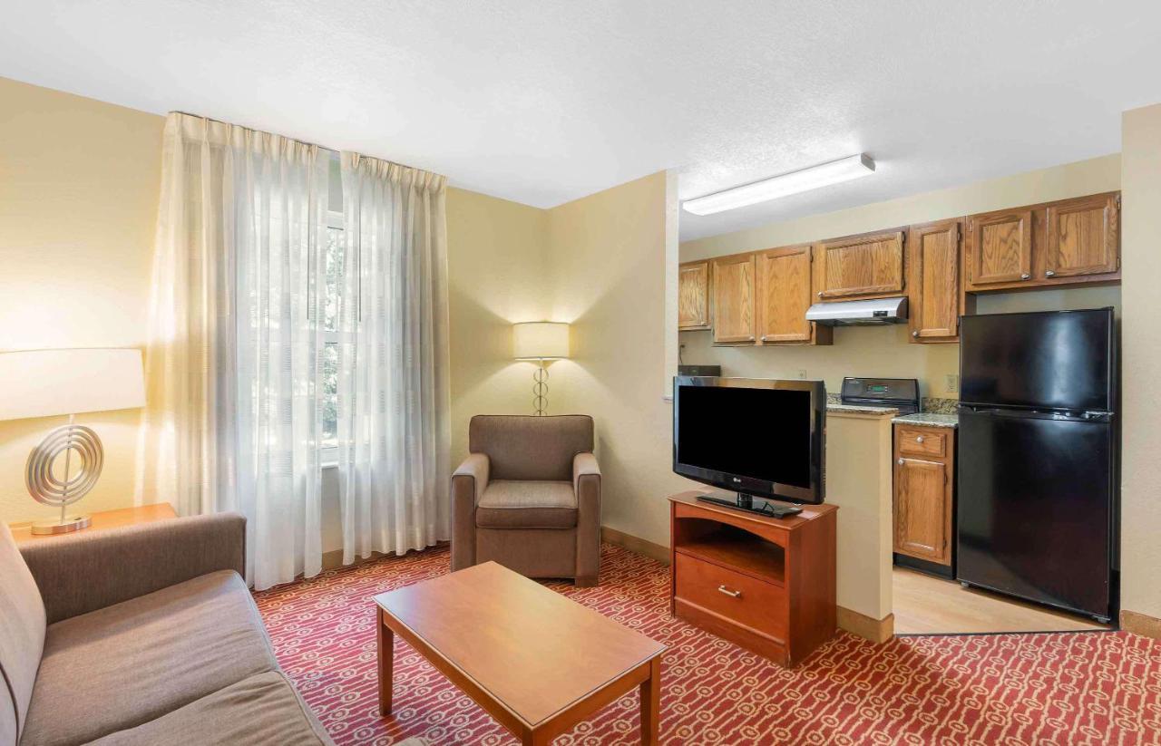 Extended Stay America Suites - Newport News - Yorktown Bagian luar foto