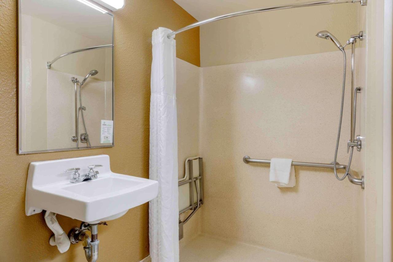Extended Stay America Suites - Newport News - Yorktown Bagian luar foto
