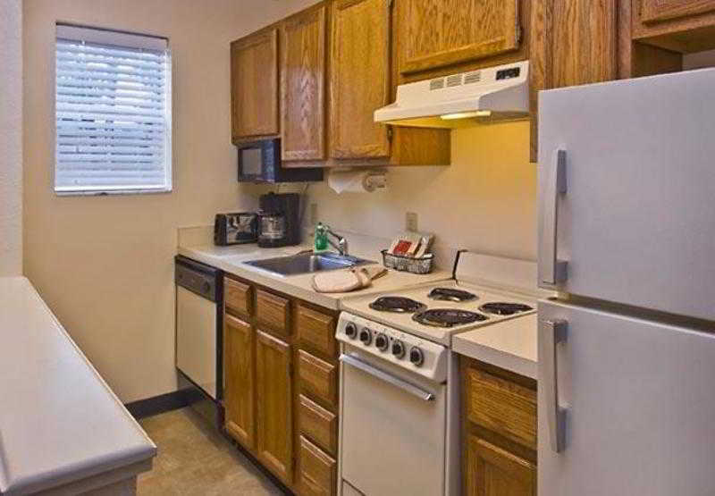 Extended Stay America Suites - Newport News - Yorktown Bagian luar foto
