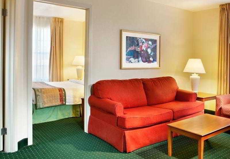 Extended Stay America Suites - Newport News - Yorktown Bagian luar foto