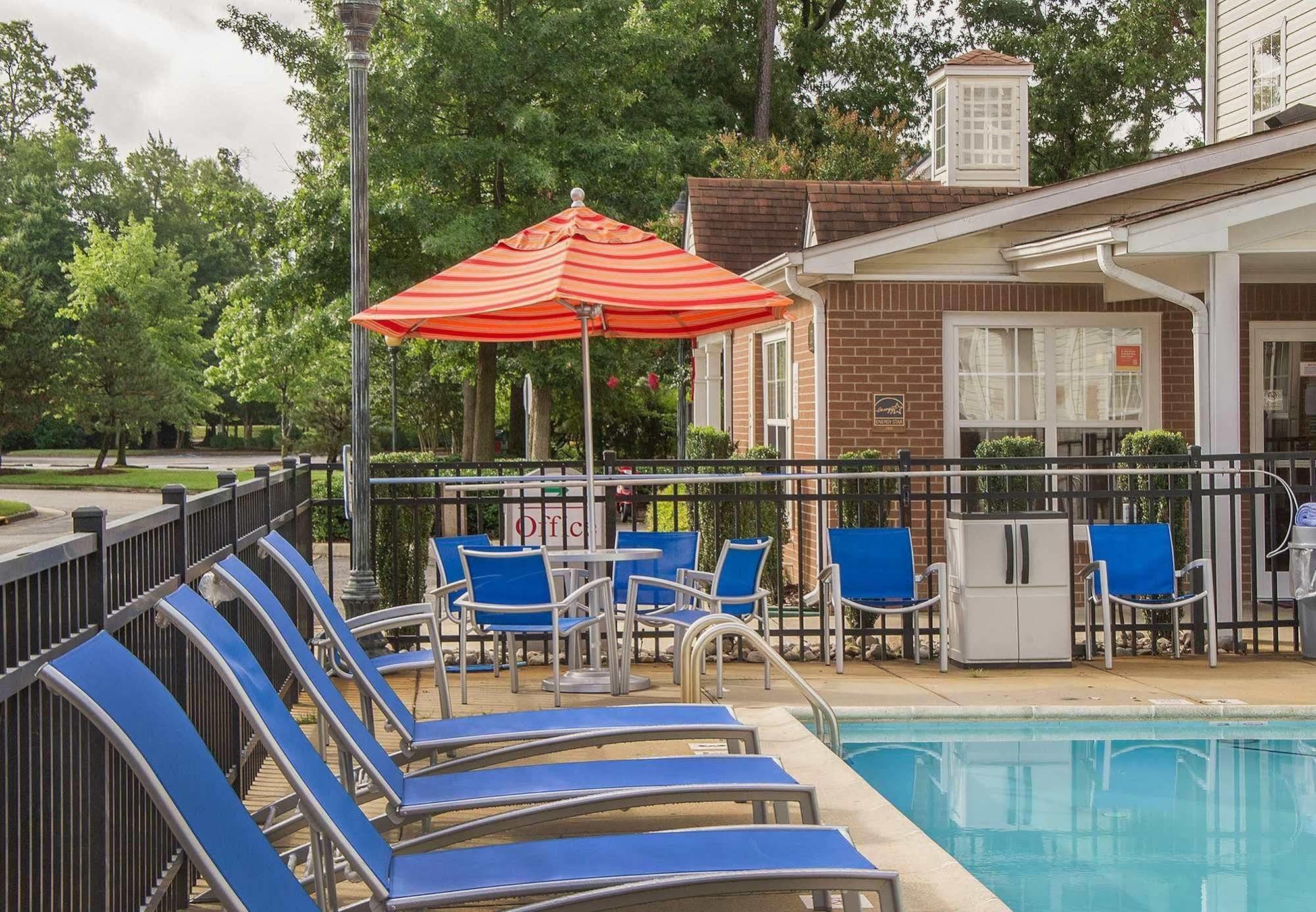 Extended Stay America Suites - Newport News - Yorktown Bagian luar foto